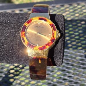 Lovely Vintage Joan Rivers Classics Faux Tortoise Shell Bangle Cuff Watch